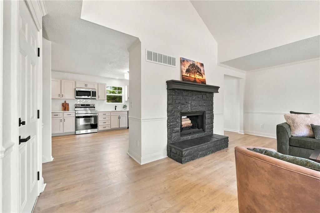 405 Birch Street — photo 5