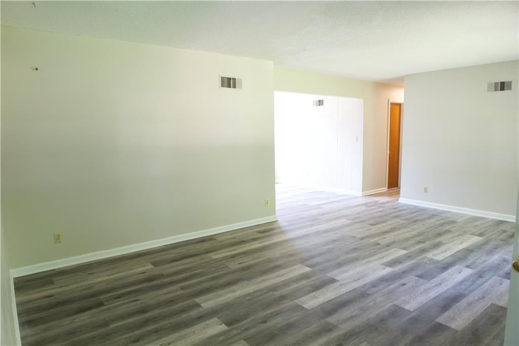 7401 Greeley Avenue — photo 6