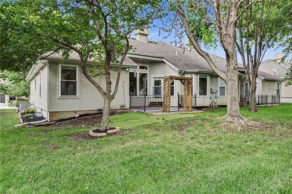 4008 SW HOMESTEAD Drive — photo 41