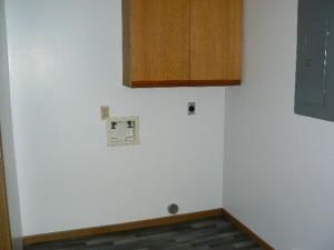 1635 N COLLEGE Drive — photo 12