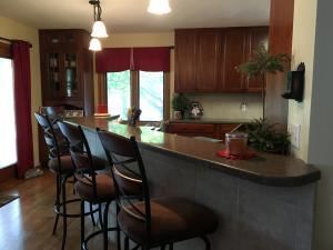 1050 S DUNN Street — photo 6