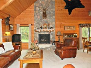 28281 TIMBERLINE Road — photo 10