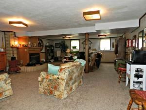 1320 E CRESTVIEW Drive — photo 12