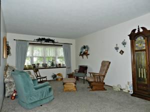 1320 E CRESTVIEW Drive — photo 7