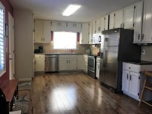628 HIGHLAND Avenue — photo 6