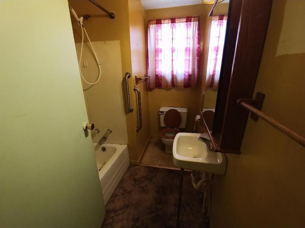 26 S Denman Avenue — photo 9