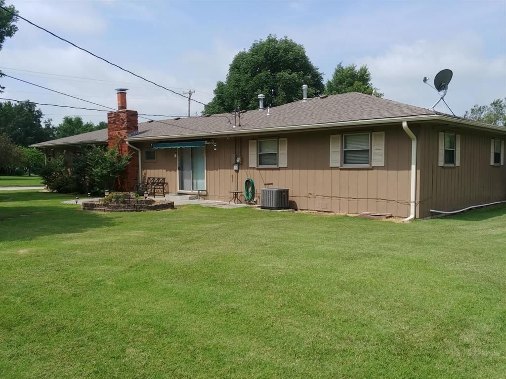 1128 S Rutter Avenue — photo 15