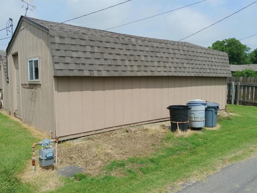 1128 S Rutter Avenue — photo 16