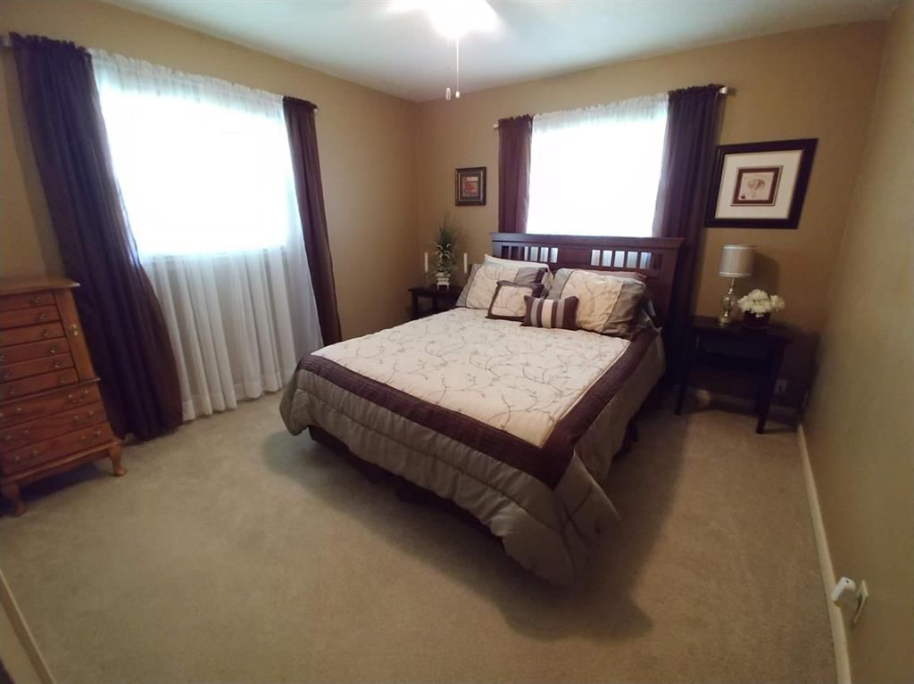 1128 S Rutter Avenue — photo 9