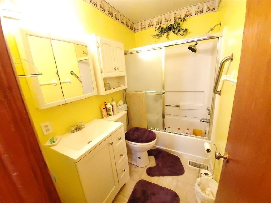 1420 W 1st Street — photo 14