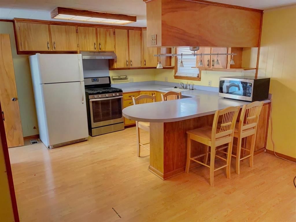 821 W 4th Street — photo 22
