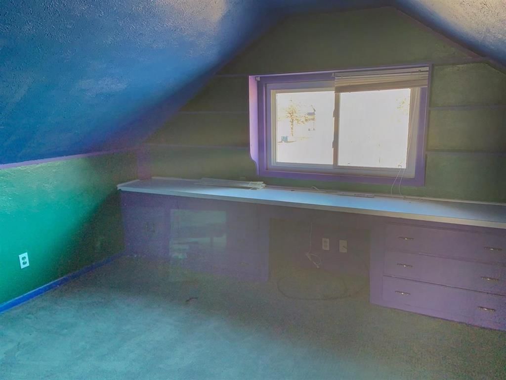 821 W 4th Street — photo 10