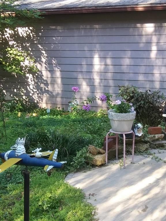 1406 Grand Avenue — photo 15