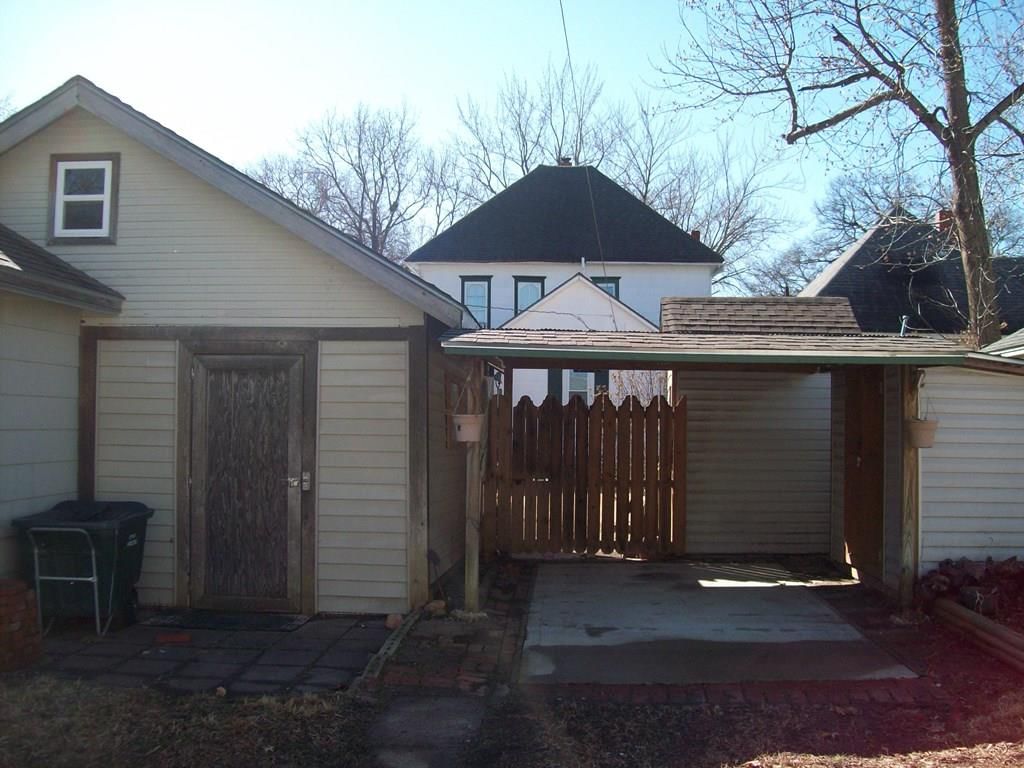 1705 Morgan Avenue — photo 27