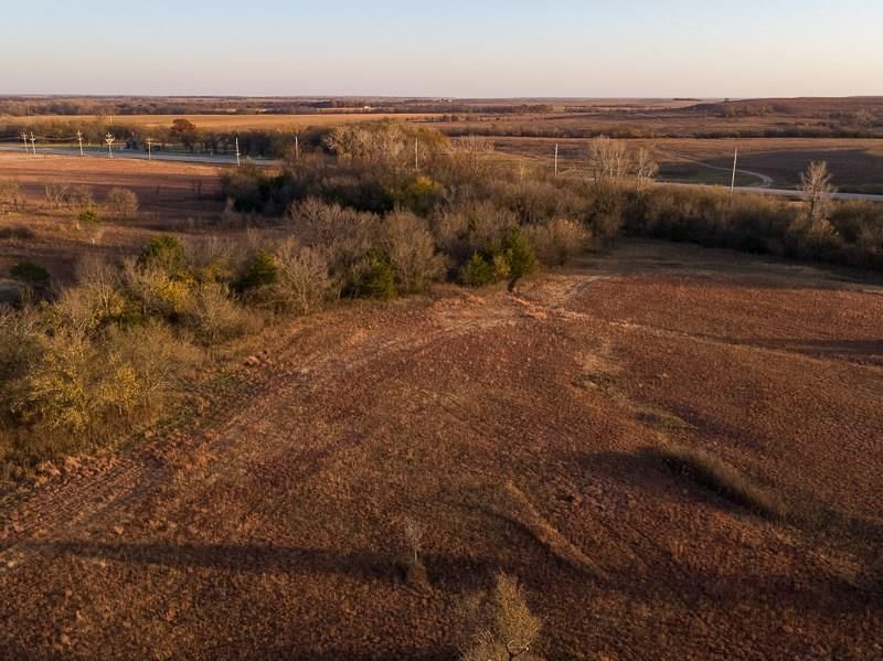 2897 US 54 HWY N/A — photo 25