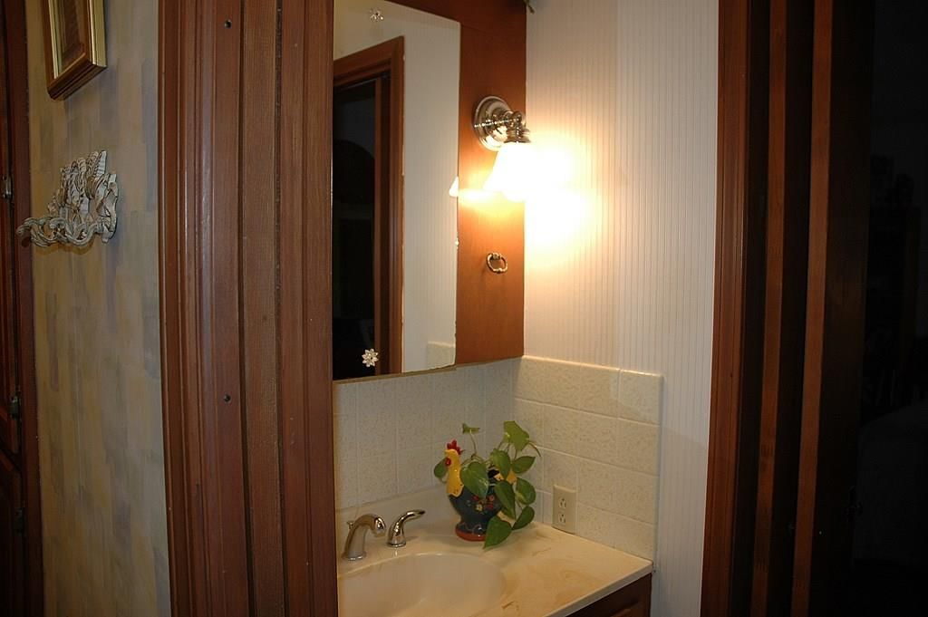 1310 S 30th Place — photo 15