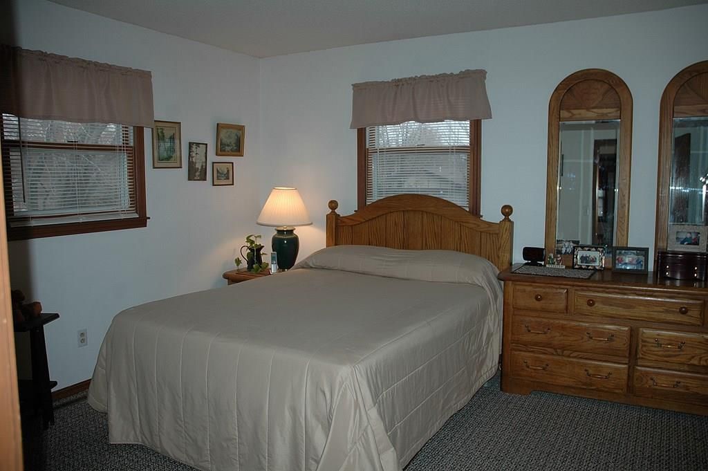 1310 S 30th Place — photo 18