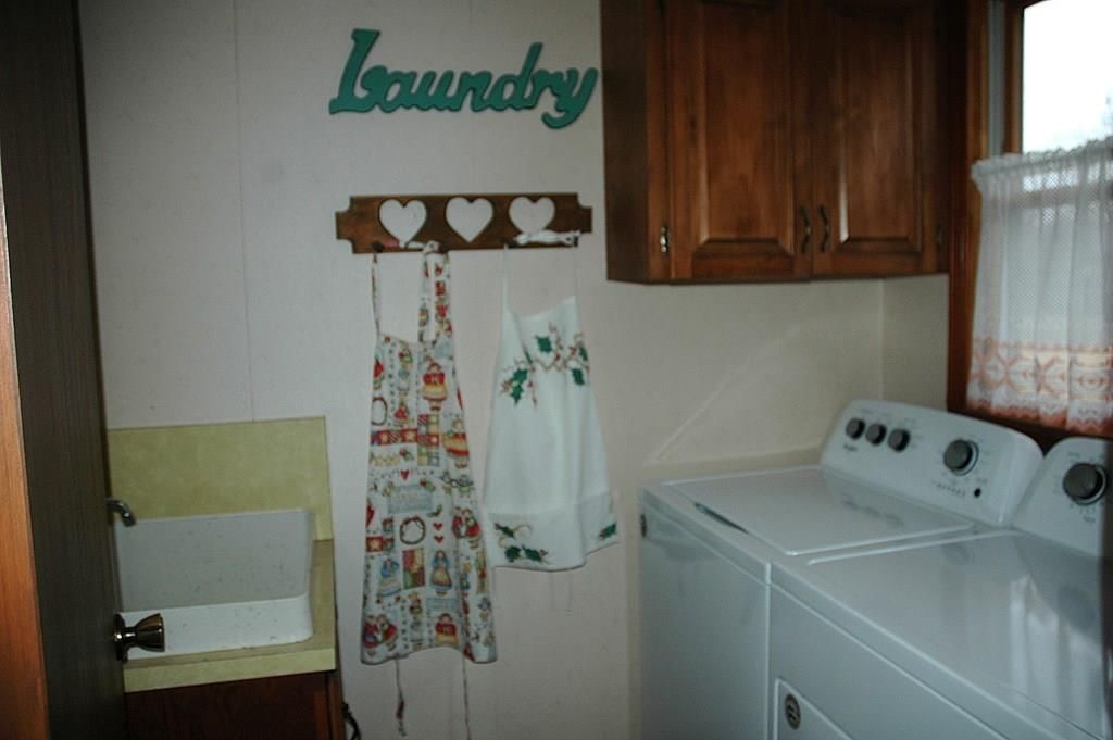 1310 S 30th Place — photo 8