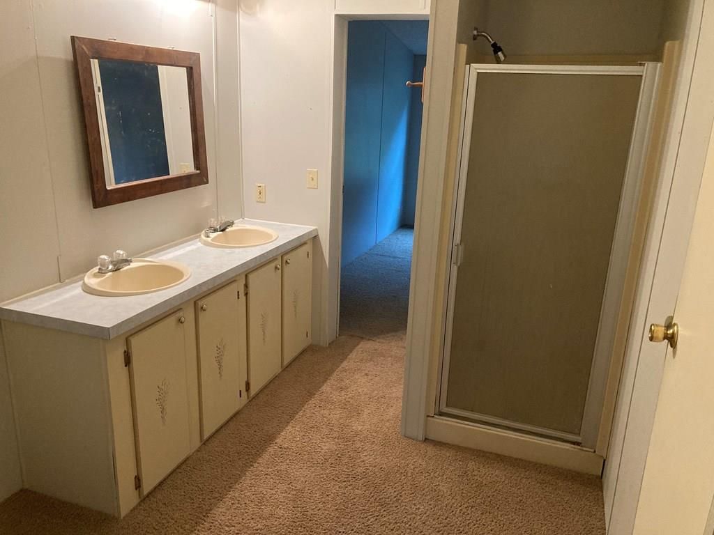 115 S Walnut N/A — photo 11