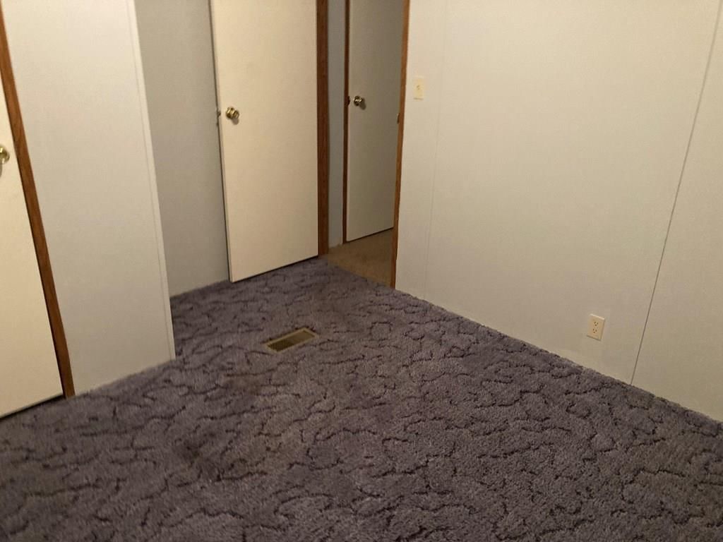 115 S Walnut N/A — photo 18
