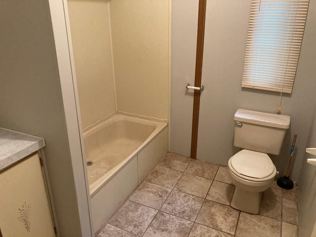 115 S Walnut N/A — photo 20