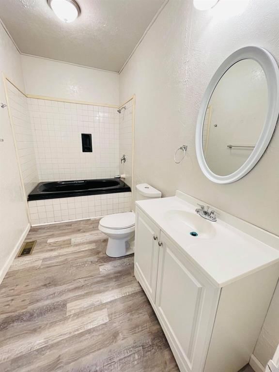 640 W Oak N/A — photo 11