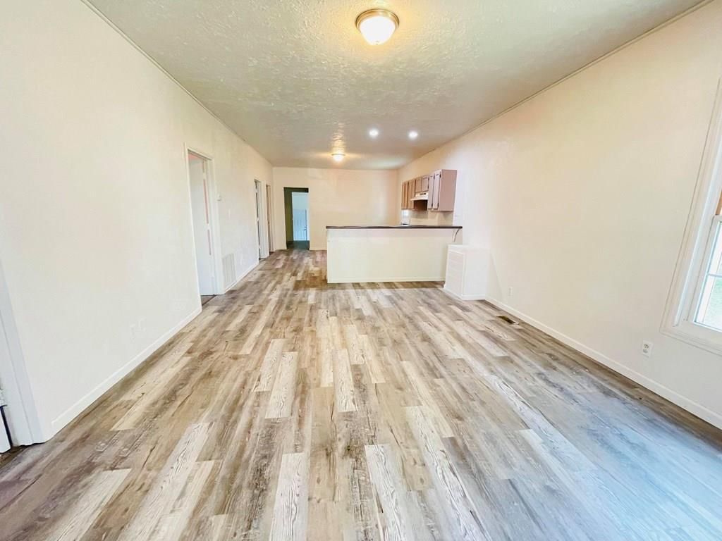 640 W Oak N/A — photo 5