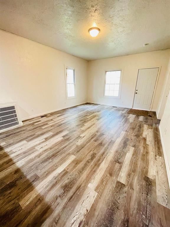 640 W Oak N/A — photo 6