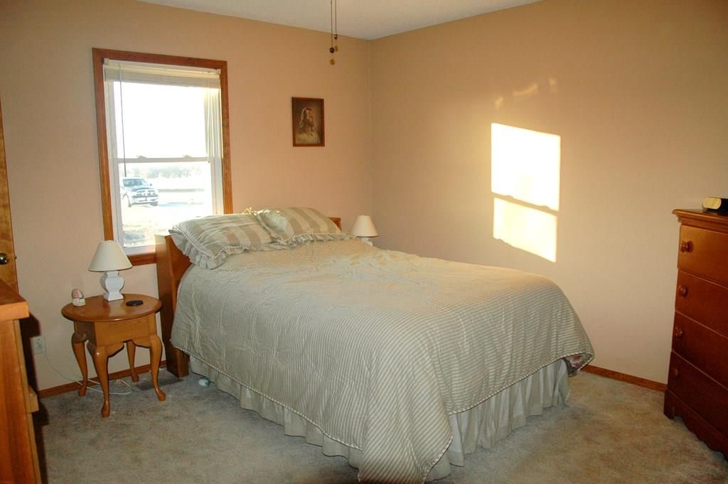 22045 Ness N/A — photo 12