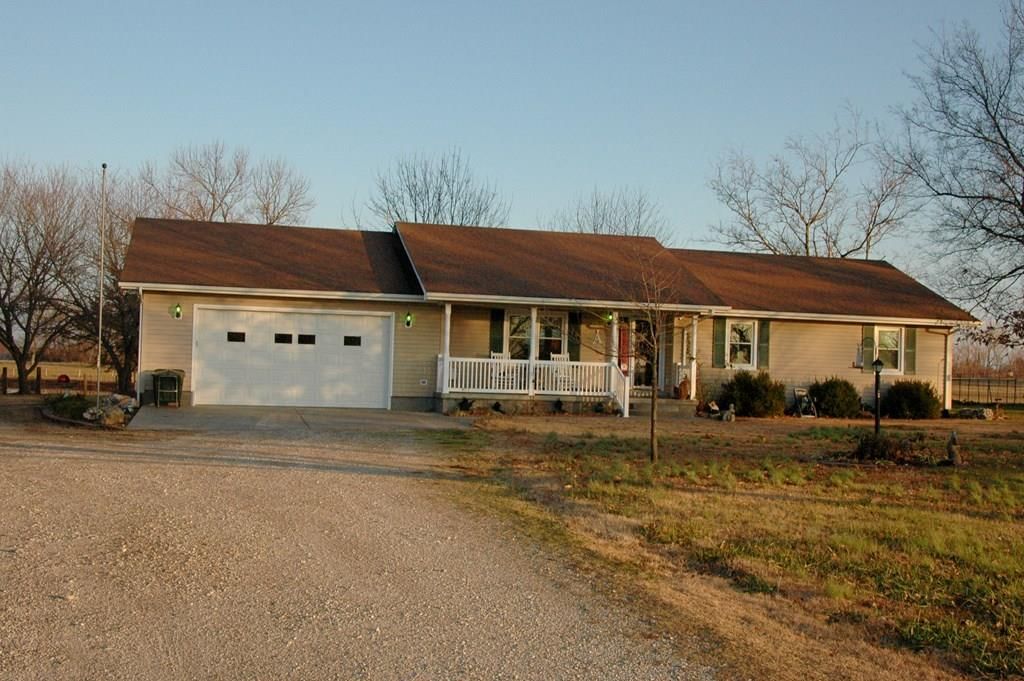 22045 Ness N/A — photo 28