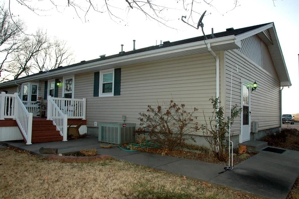 22045 Ness N/A — photo 36