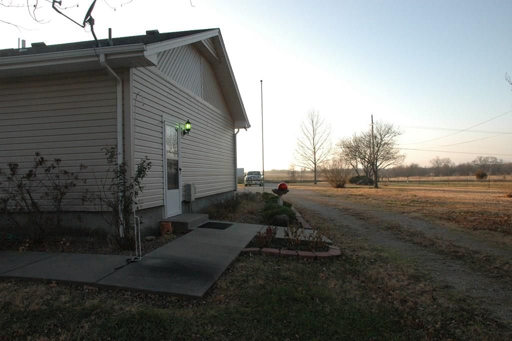 22045 Ness N/A — photo 37