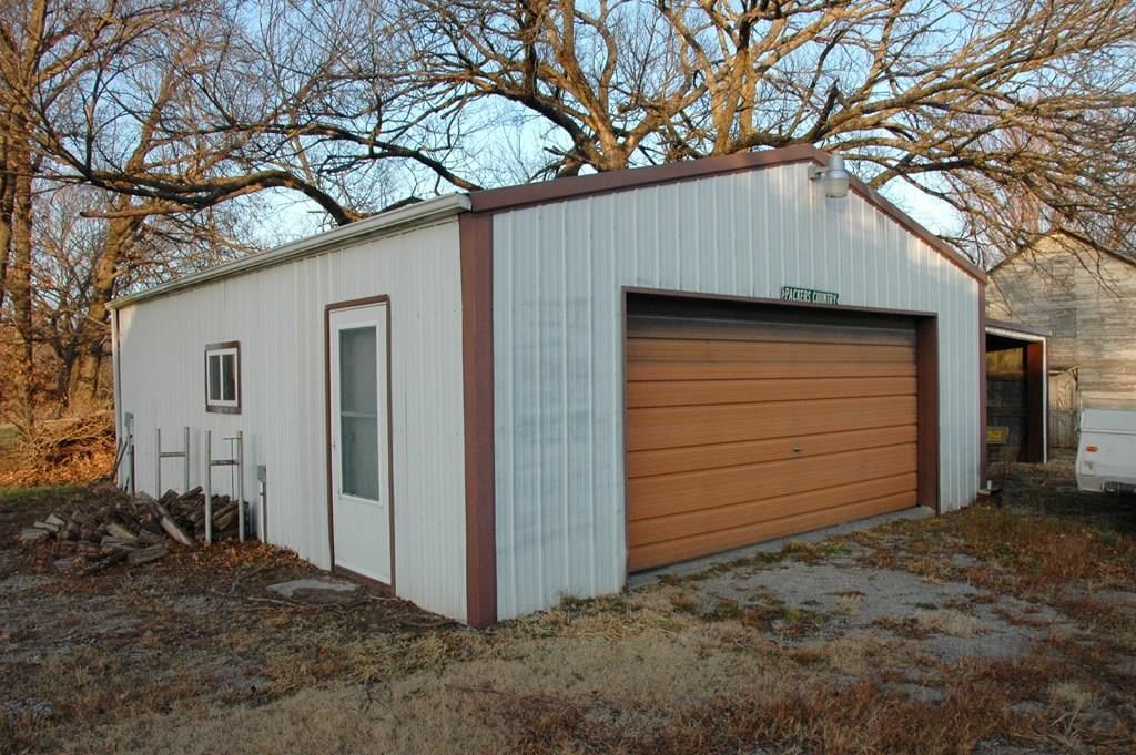 22045 Ness N/A — photo 39