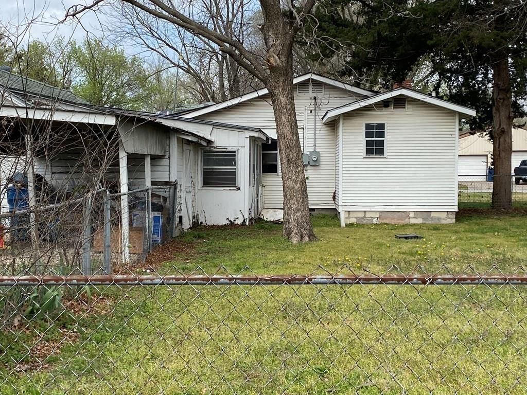 117 W John N/A — photo 3