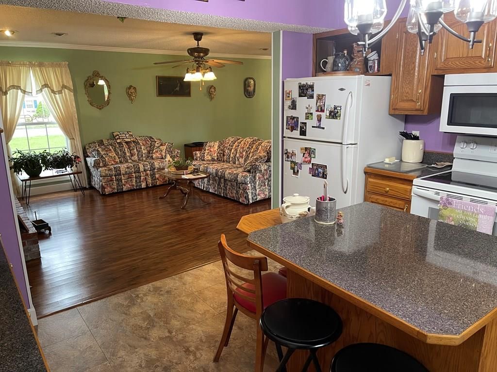 907 Meadowbrook Rd W N/A — photo 7