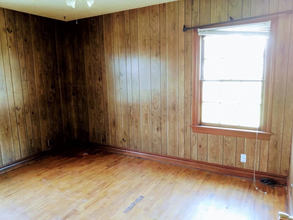 206 N Willow Street — photo 33