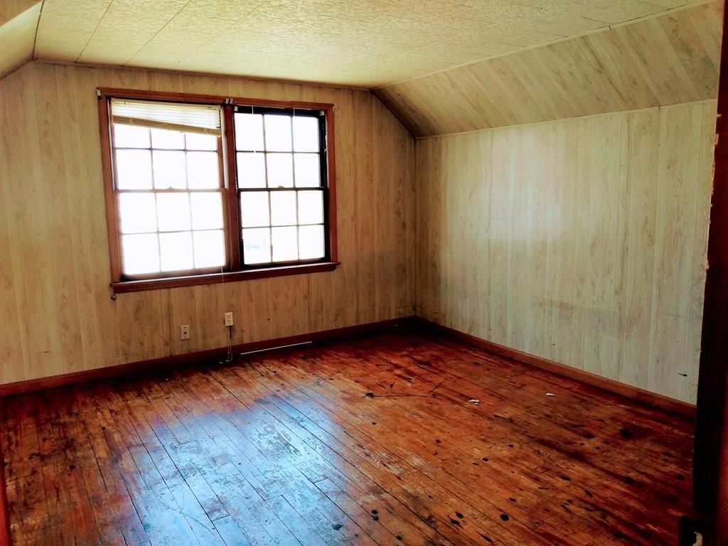 206 N Willow Street — photo 48