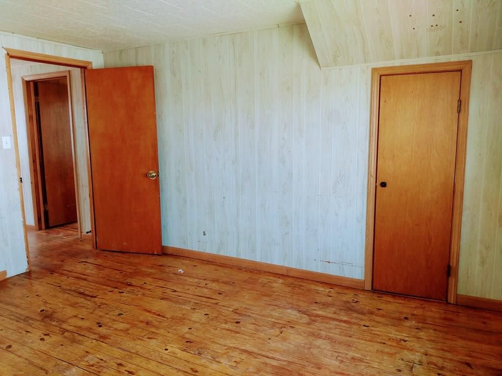 206 N Willow Street — photo 50
