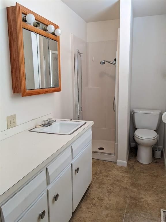 311 W 3rd Street — photo 36