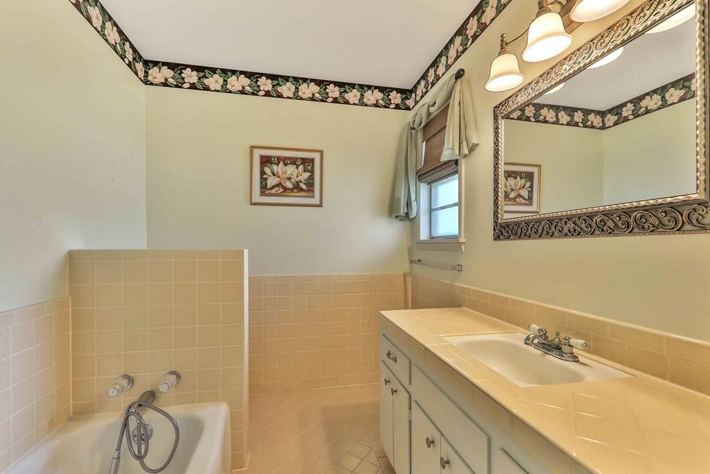 322 W 4th Avenue — photo 20