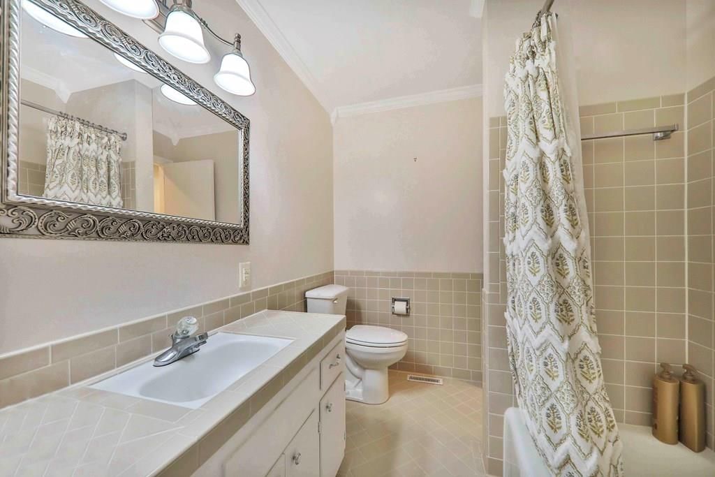 322 W 4th Avenue — photo 22