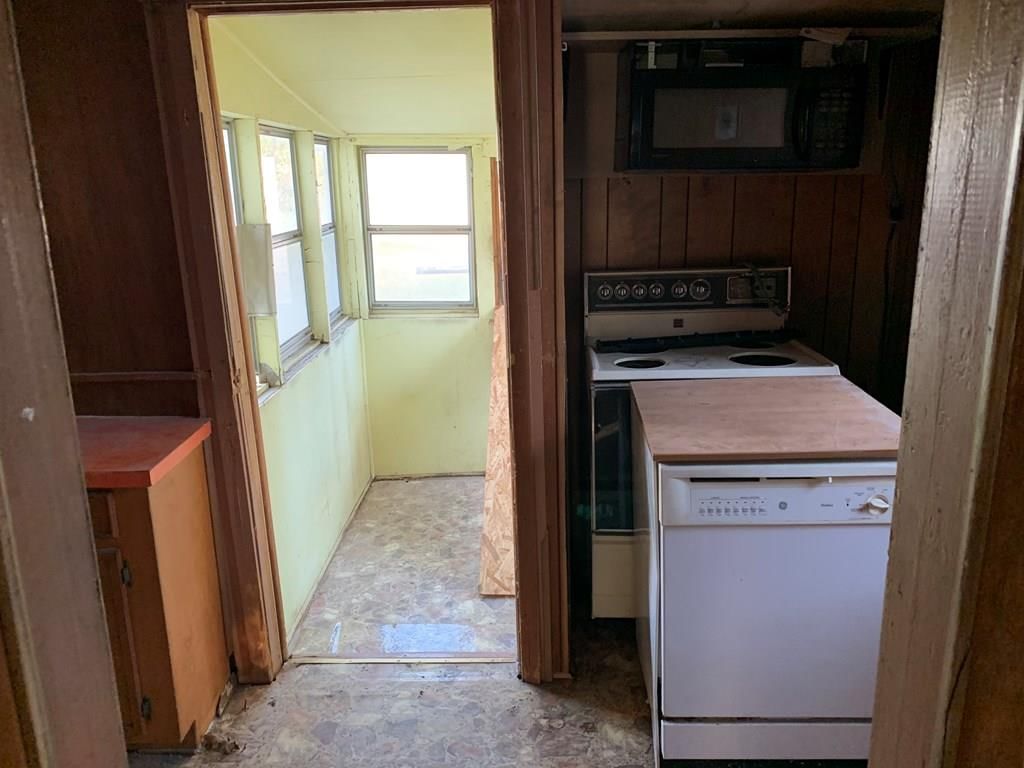 1216 N Garfield N/A — photo 12