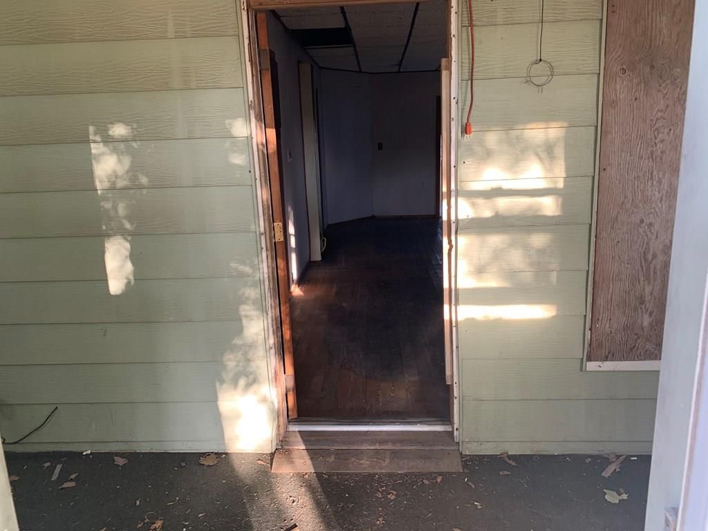1216 N Garfield N/A — photo 8