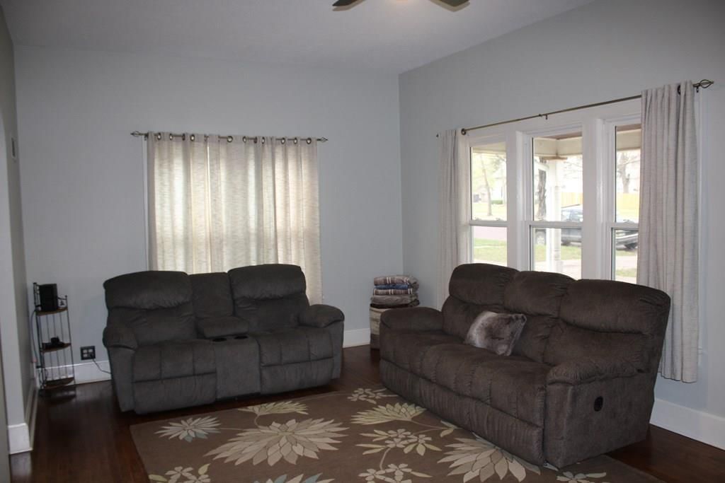 808 S Central N/A — photo 5
