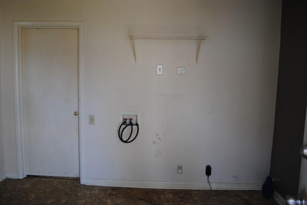 912 W Maple N/A — photo 13