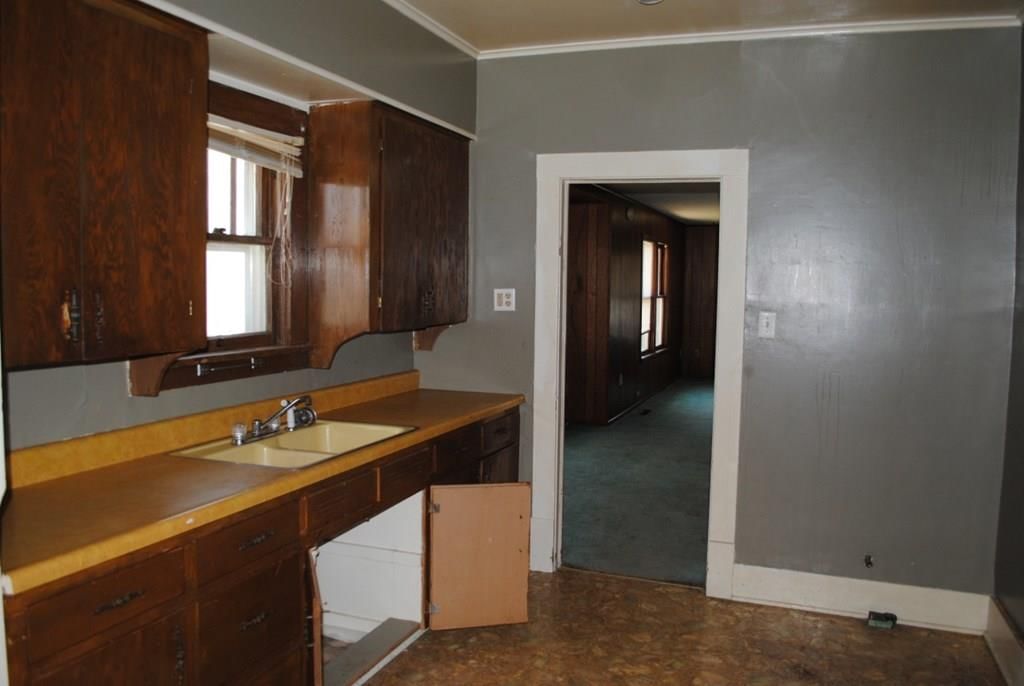 912 W Maple N/A — photo 17