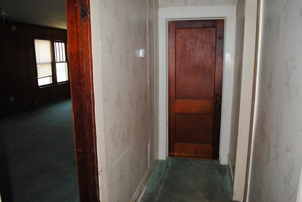 912 W Maple N/A — photo 27