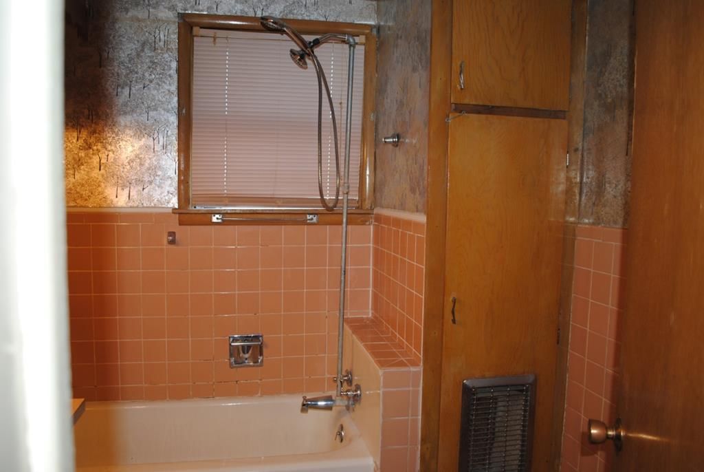 912 W Maple N/A — photo 30