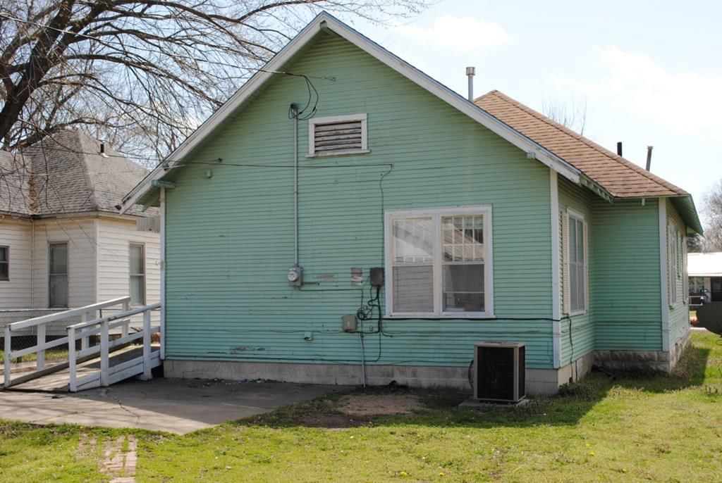 912 W Maple N/A — photo 4