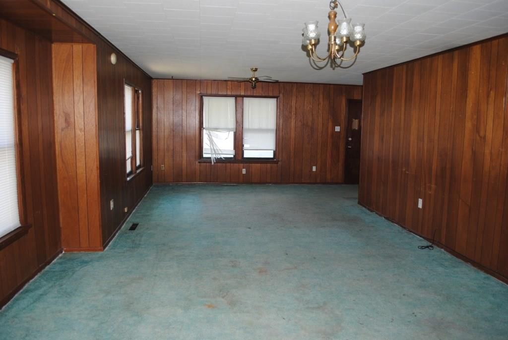 912 W Maple N/A — photo 9